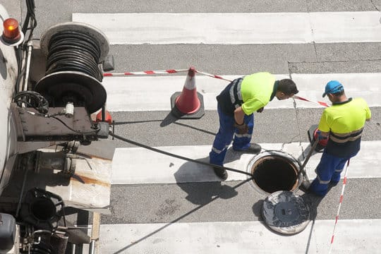 تسليك مجاري بالمدينة المنورة,شركة تسليك مجاري بالمدينة المنورة,تسليك مجاري المدينة المنورة,شفط بيارات بالمدينة المنورةوشفط بيارات المدينة المنورة,وايت شفط صرف صحي بالمدينة وايت شفط بيارات