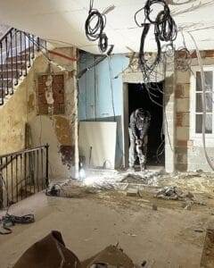 تكسير بلاط,تكسير بلاط الحمام,تكسير بلاط بالمدينة المنورة,تكسير بلاط المدينة المنورة,تكسير السيراميك القديم,